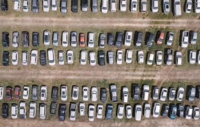 Parkings sauvages de l’aéroport d’Orly : le tribunal administratif rejette les recours introduits par les sociétés exploitantes
